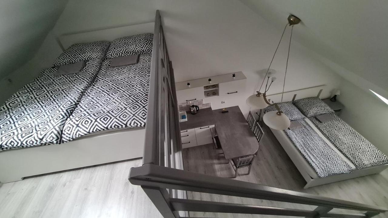 Gyulai-Fuerdo-Apartman Ii. Eksteriør billede