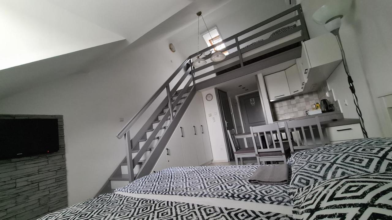 Gyulai-Fuerdo-Apartman Ii. Eksteriør billede