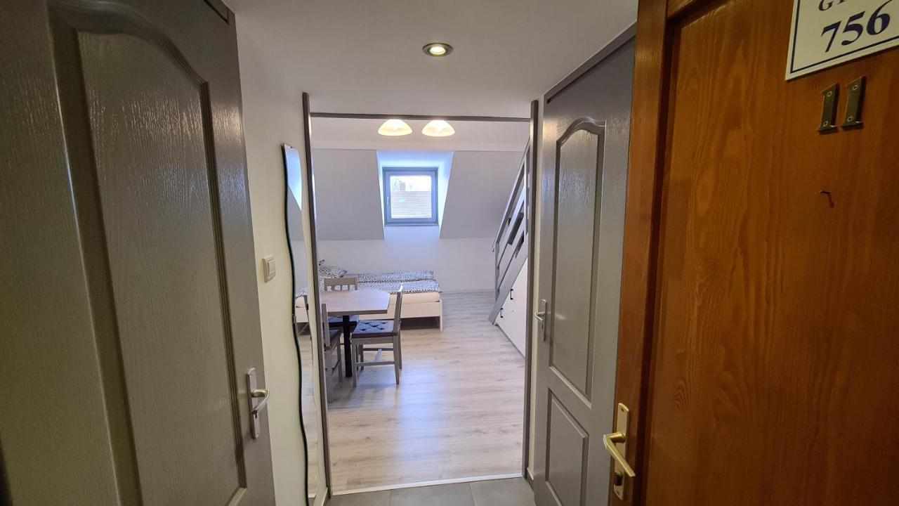 Gyulai-Fuerdo-Apartman Ii. Eksteriør billede