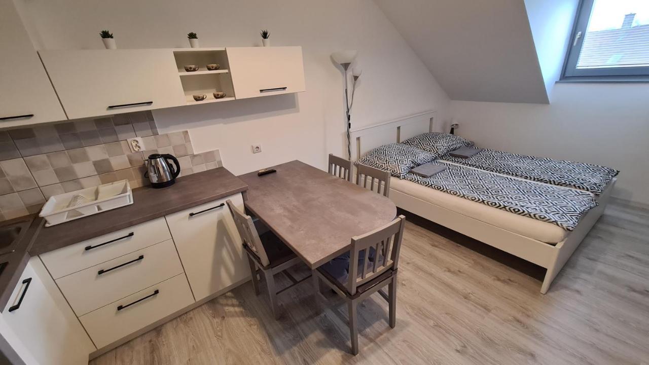 Gyulai-Fuerdo-Apartman Ii. Eksteriør billede