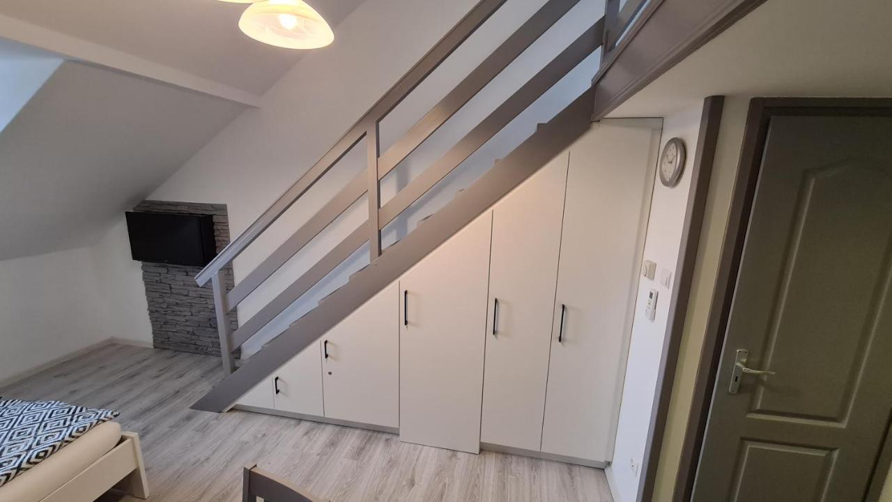 Gyulai-Fuerdo-Apartman Ii. Eksteriør billede